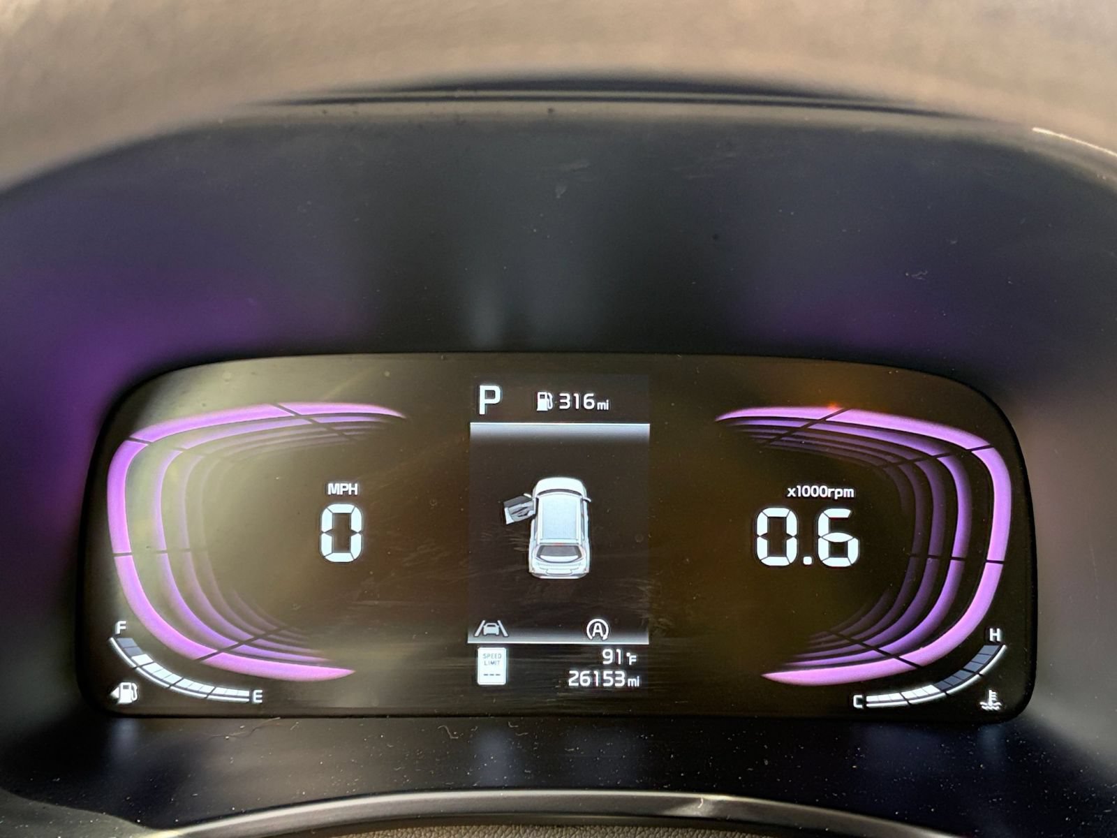 Used 2025 Kia Soul LX w/ LX Technology Package FWD image 37