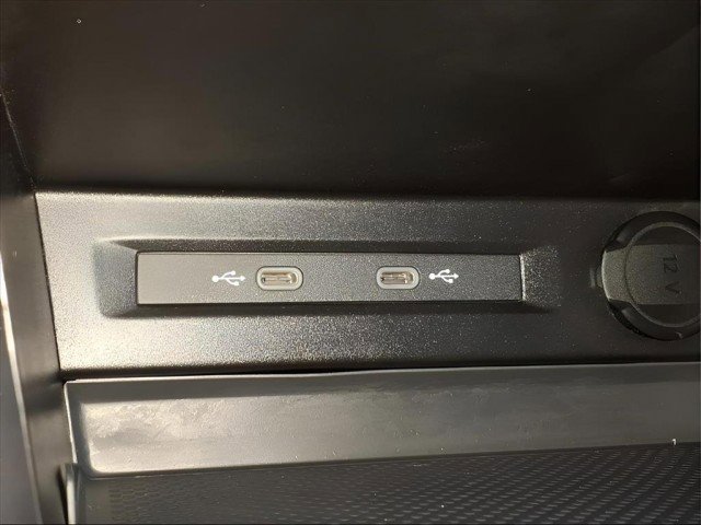 Used 2024 Volkswagen Tiguan Wolfsburg Edition image 21