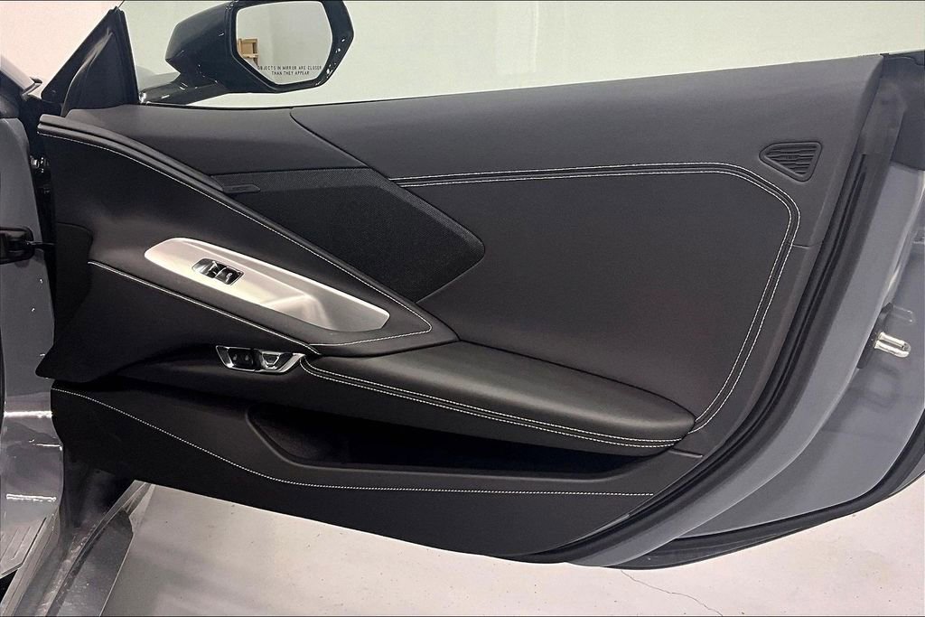 Used 2025 Chevrolet Corvette Stingray Coupe w/ 1LT image 14