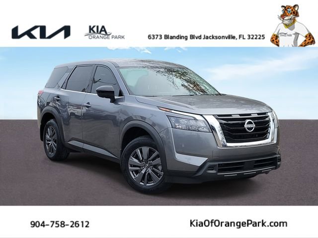 Used 2024 Nissan Pathfinder S AWD/4WD image 1