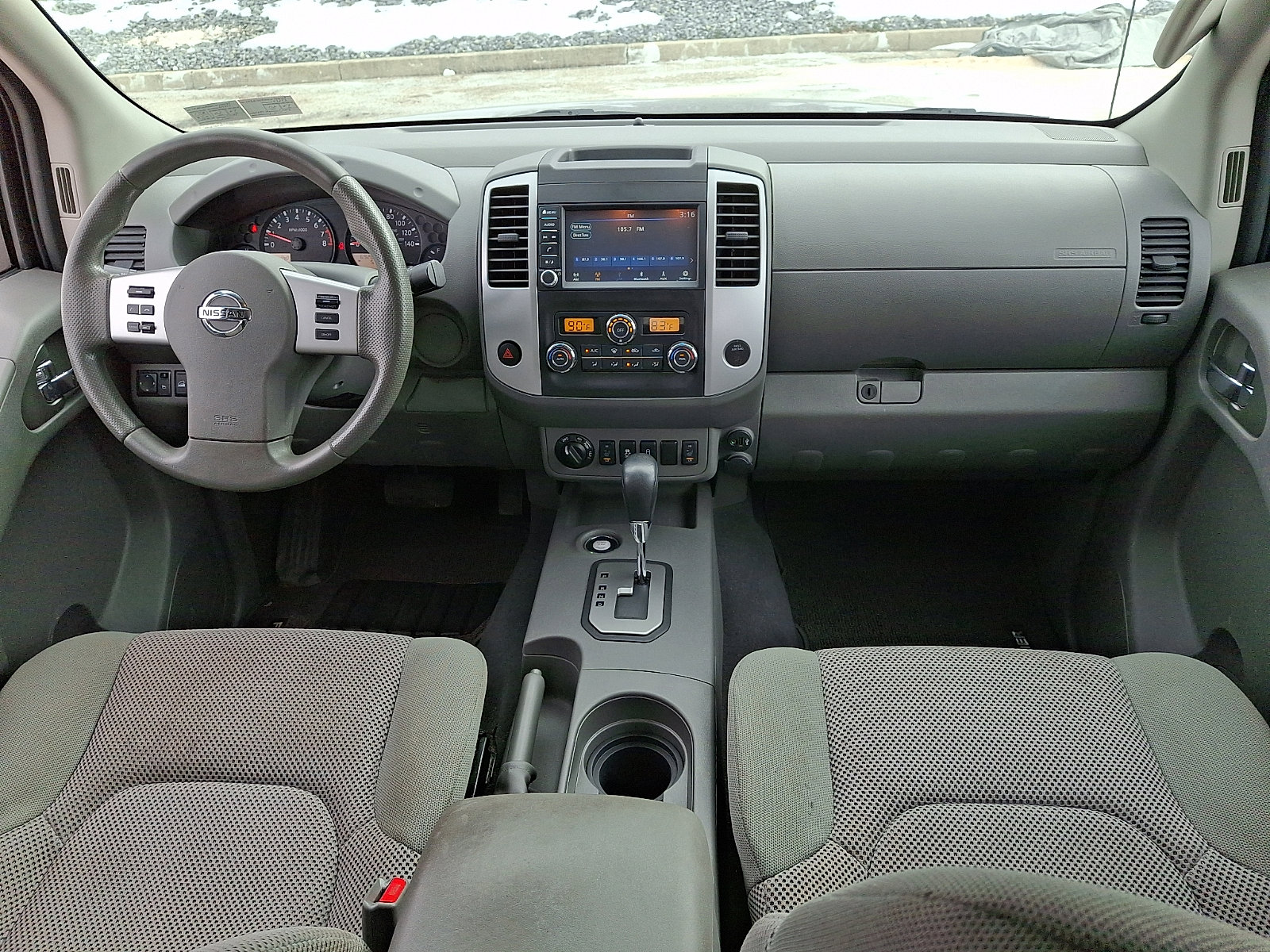 Used 2020 Nissan Frontier SV image 15