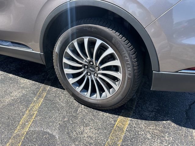 Used 2020 Lincoln Aviator Reserve w/ Equipment Group 201A image 15