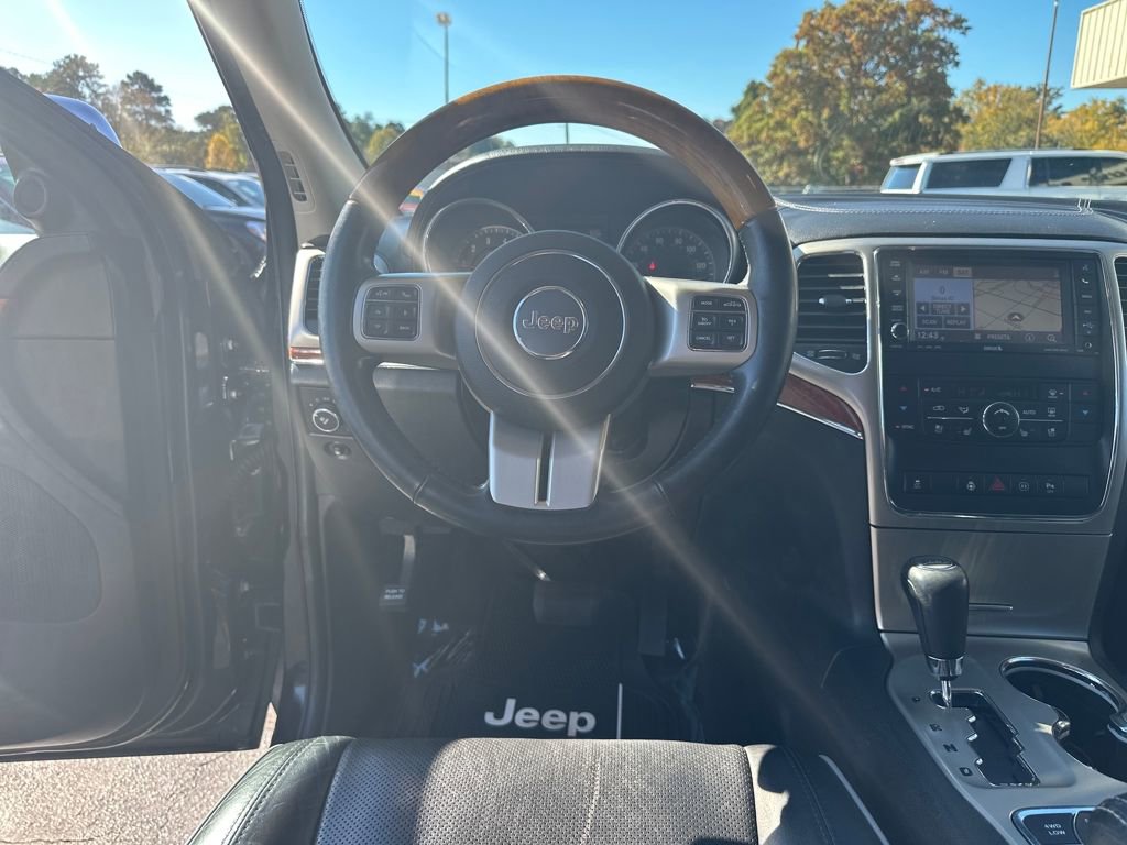 Used 2012 Jeep Grand Cherokee Overland image 15