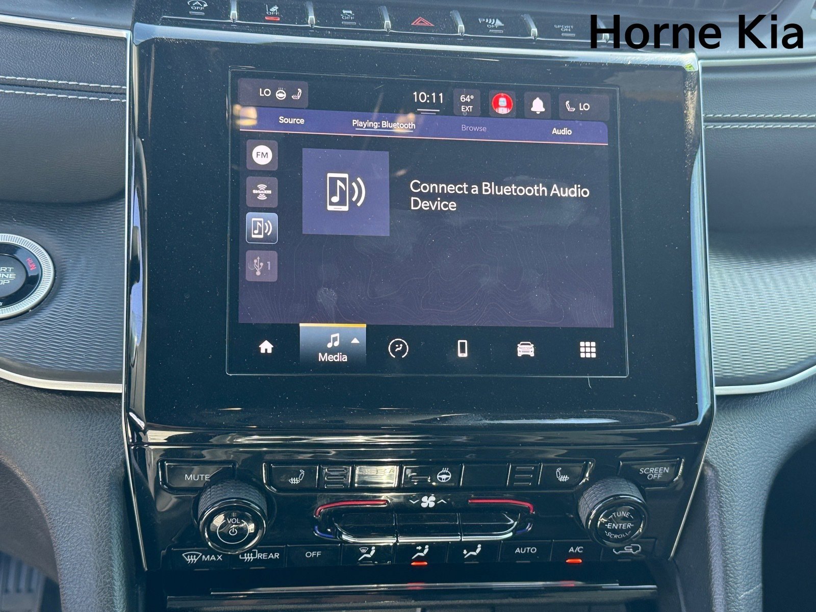 Used 2024 Jeep Grand Cherokee Altitude image 21