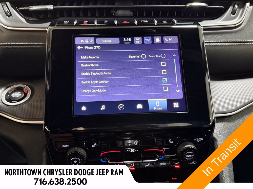 Used 2023 Jeep Grand Cherokee Altitude AWD/4WD image 14