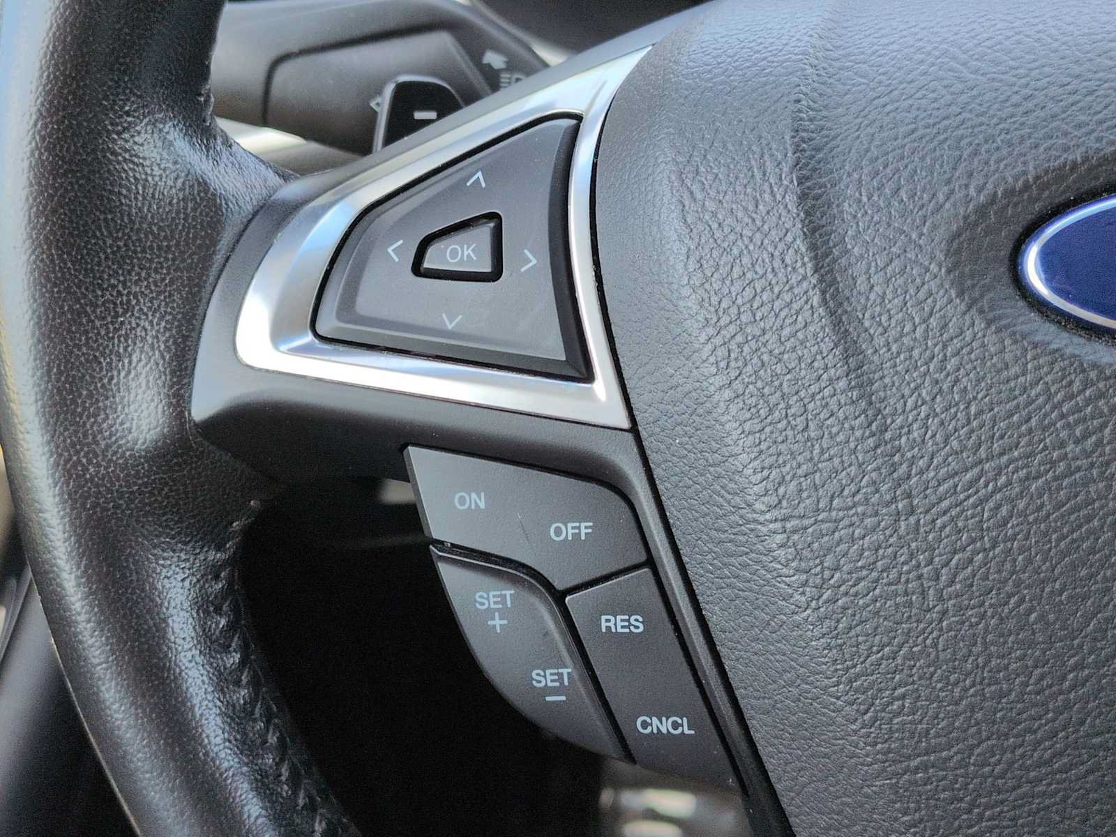Used 2015 Ford Edge SEL w/ Equipment Group 201A FWD image 24
