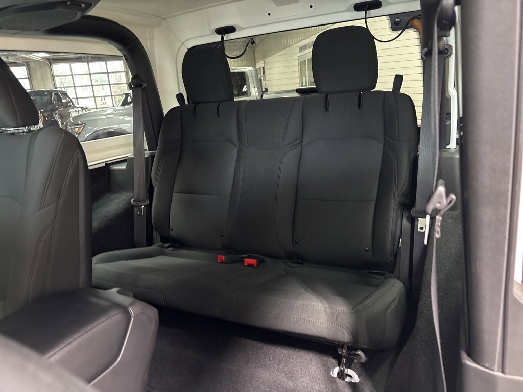 Used 2021 Jeep Wrangler Sport image 26