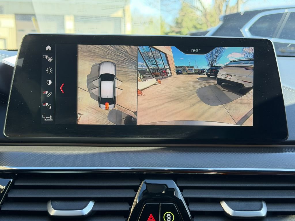 Used 2019 BMW M5 w/ Executive Package image 28