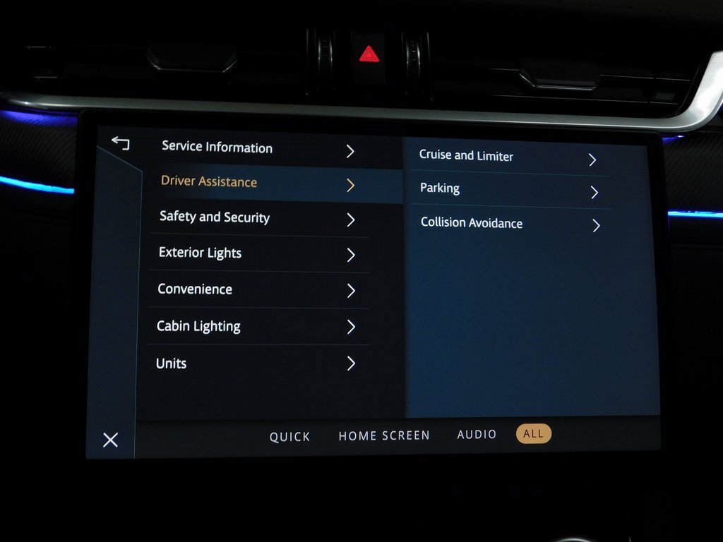 Used 2024 Jaguar F-PACE SVR image 69