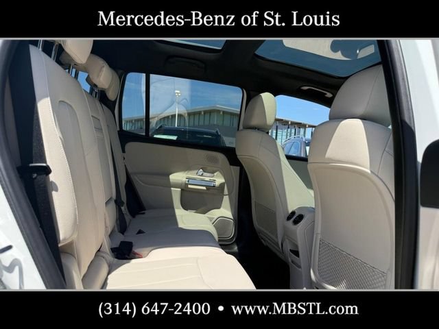 New 2026 Mercedes-Benz GLB 250 4MATIC image 6