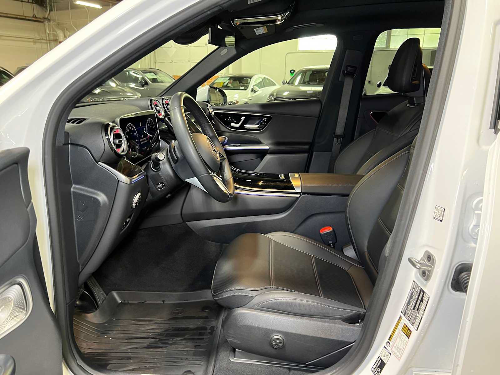 Certified 2026 Mercedes-Benz GLC 300 4MATIC image 23