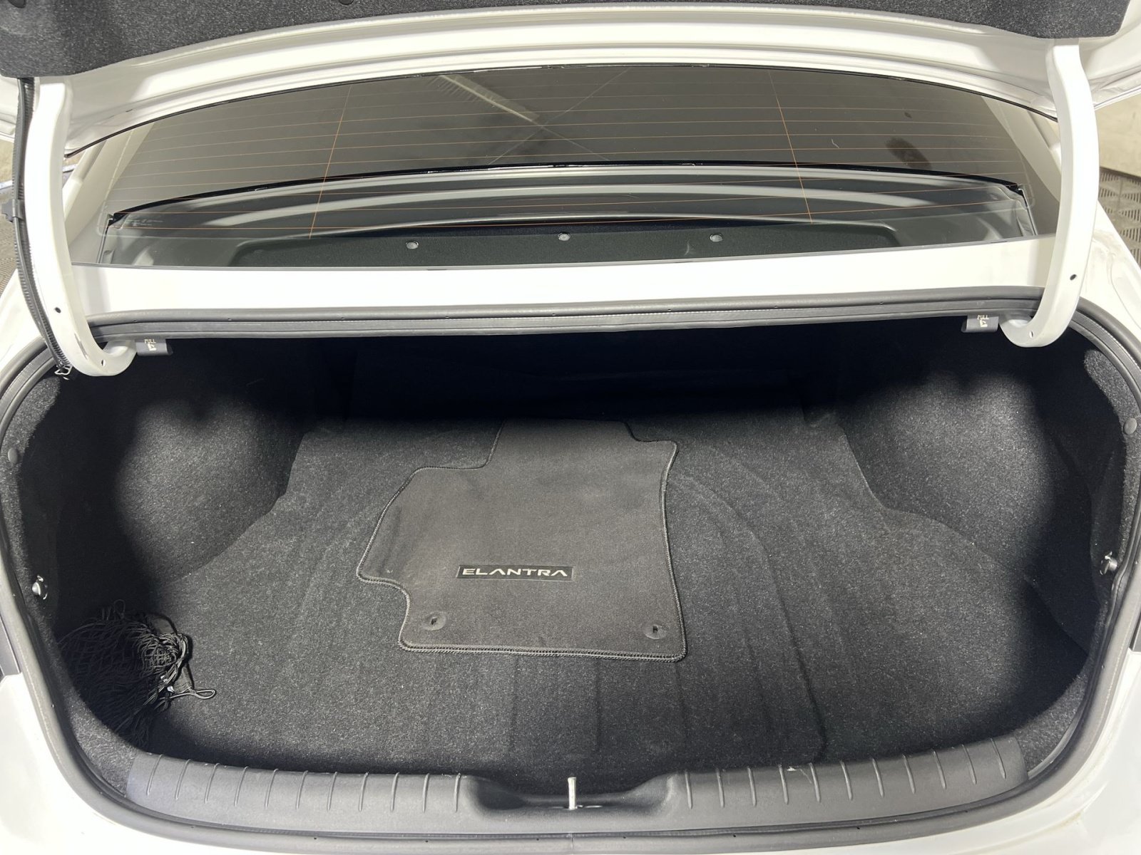 Used 2023 Hyundai Elantra SEL FWD image 24