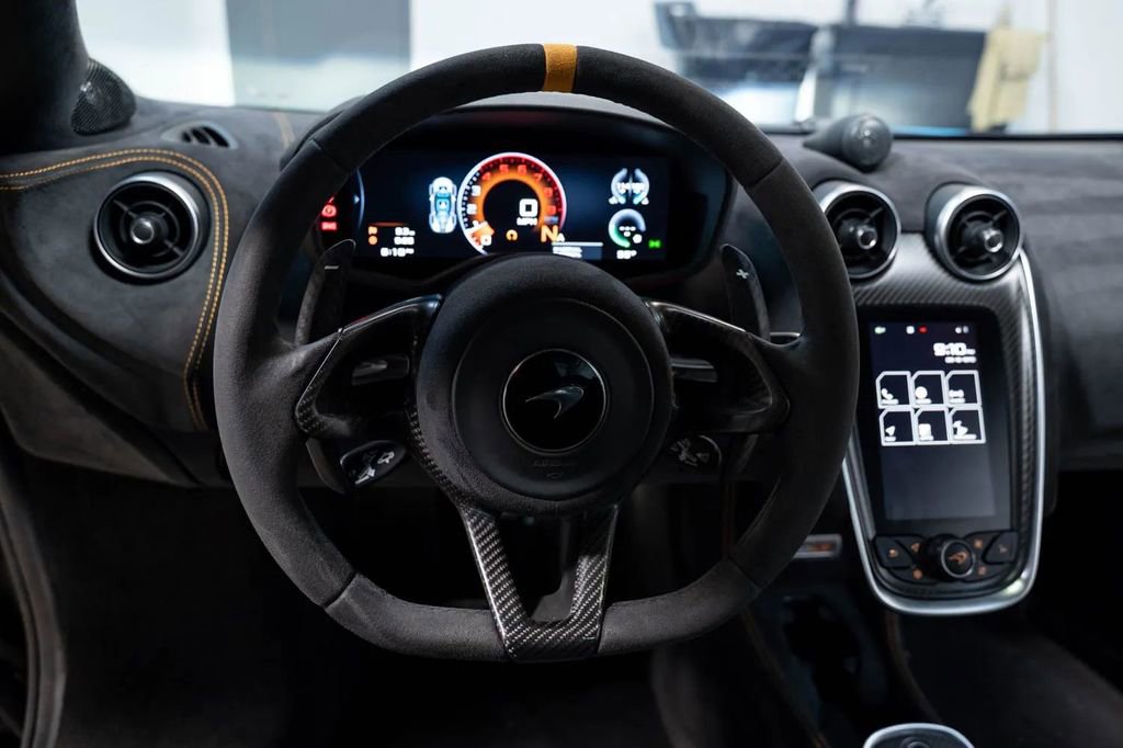 Used 2020 McLaren 600LT Spider image 45