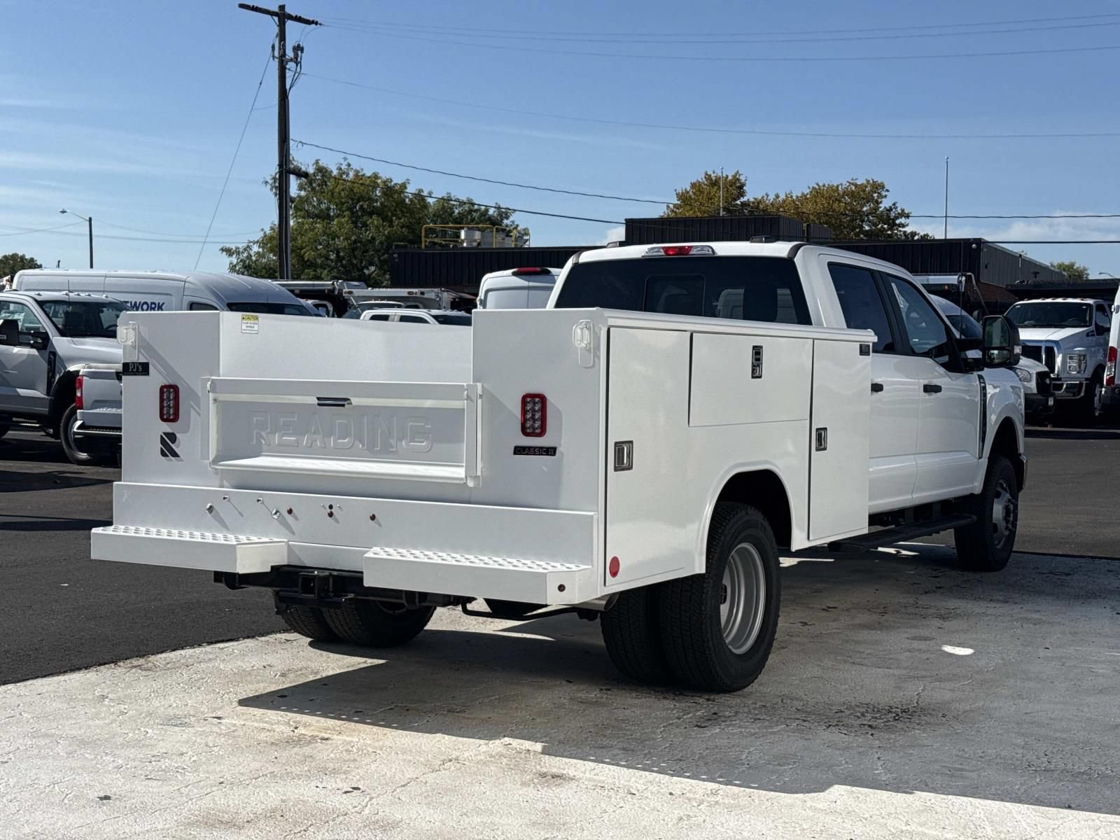 New 2026 Ford F350 XL w/ XL Chrome Package AWD/4WD image 3
