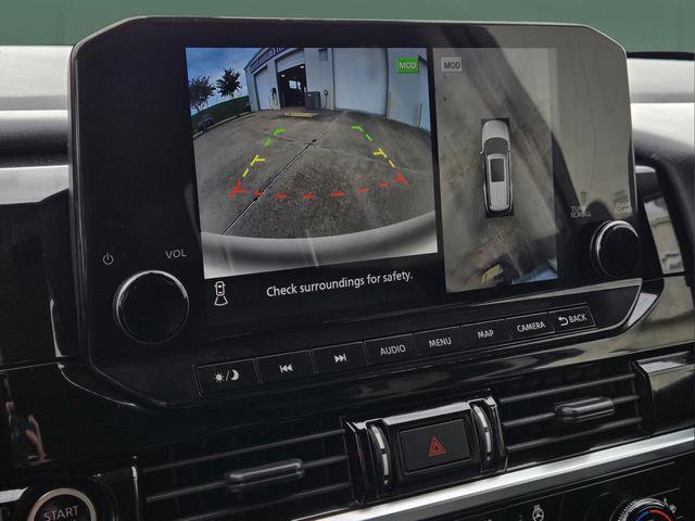 Used 2023 Nissan Pathfinder Platinum FWD image 24