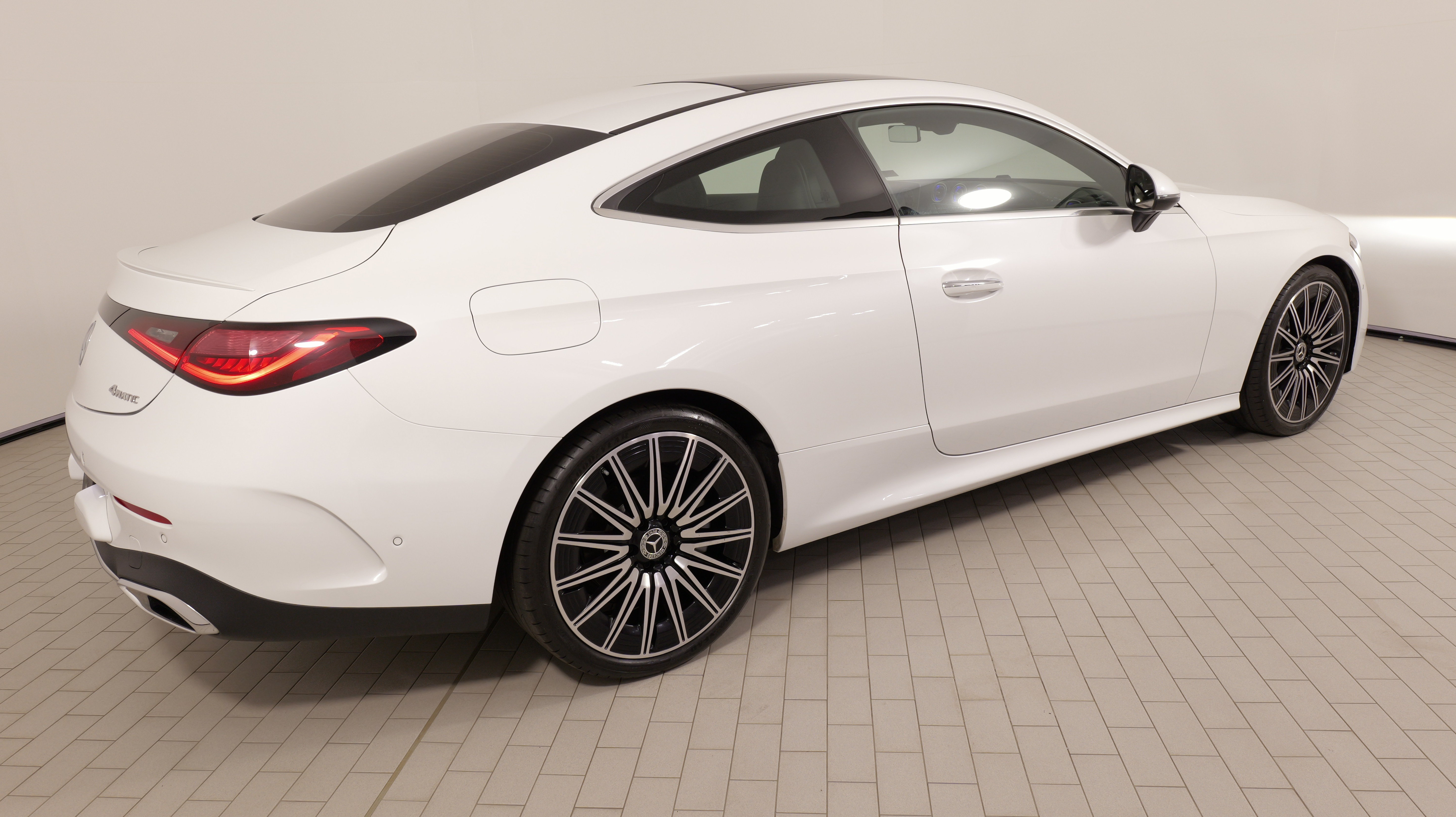 Used 2025 Mercedes-Benz CLE 300 4MATIC Coupe w/ AMG Line image 11