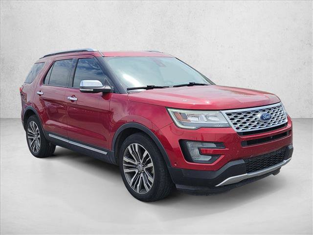 Used 2017 Ford Explorer Platinum AWD/4WD image 3