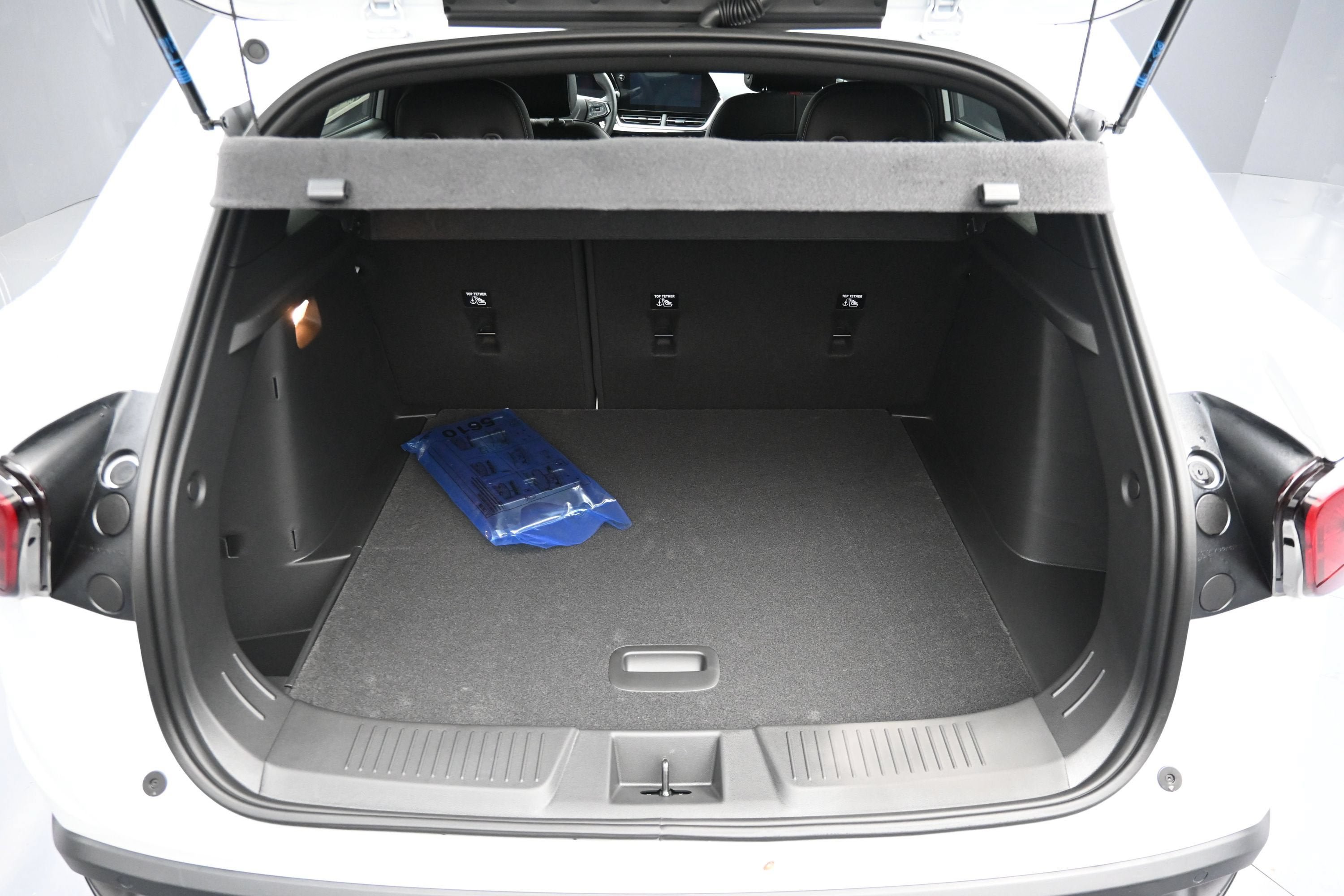 New 2026 Chevrolet Trax RS w/ Sunroof Package FWD image 27