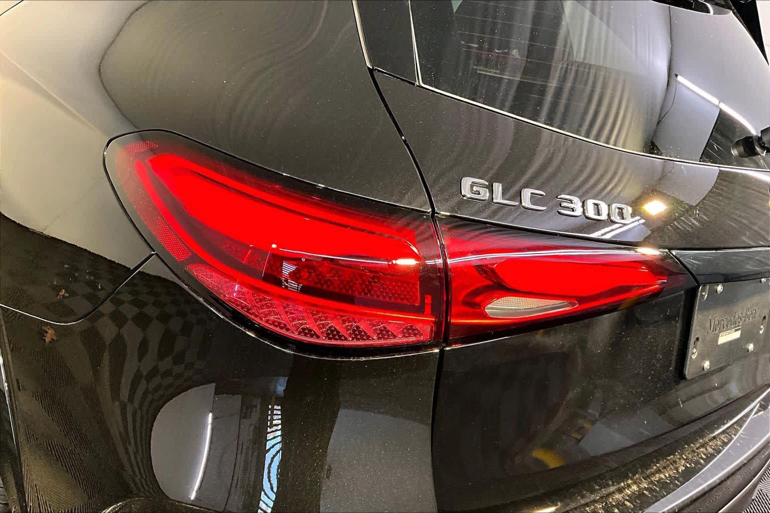 New 2026 Mercedes-Benz GLC 300 4MATIC image 5