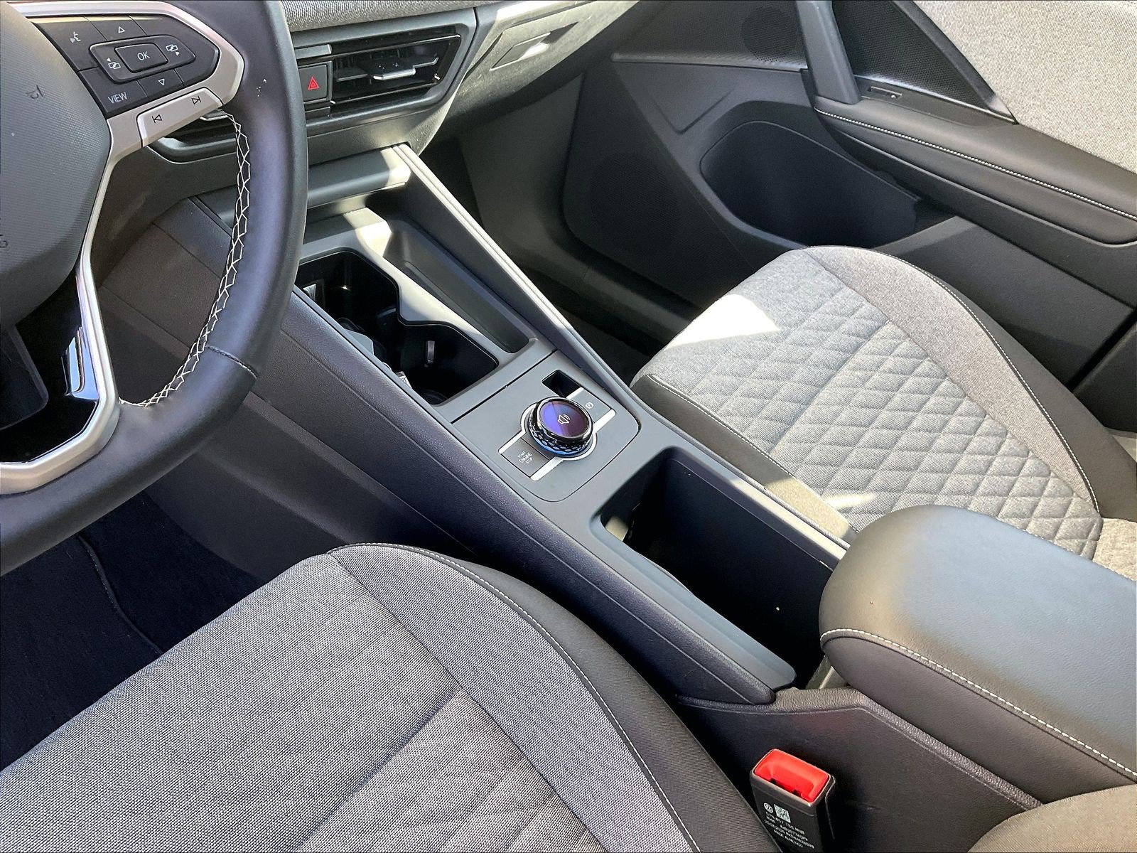 Certified 2025 Volkswagen Tiguan S FWD image 16