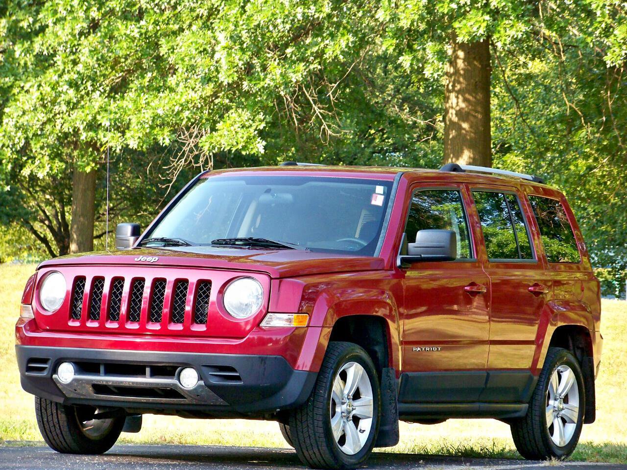 Used 2012 Jeep Patriot Limited image 2