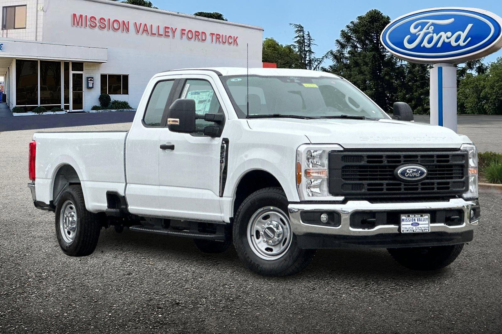 New 2026 Ford F250 2WD SuperCab Super Duty image 2