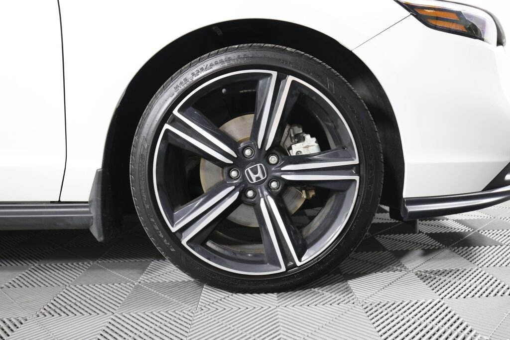 Used 2024 Honda Accord Sport image 6