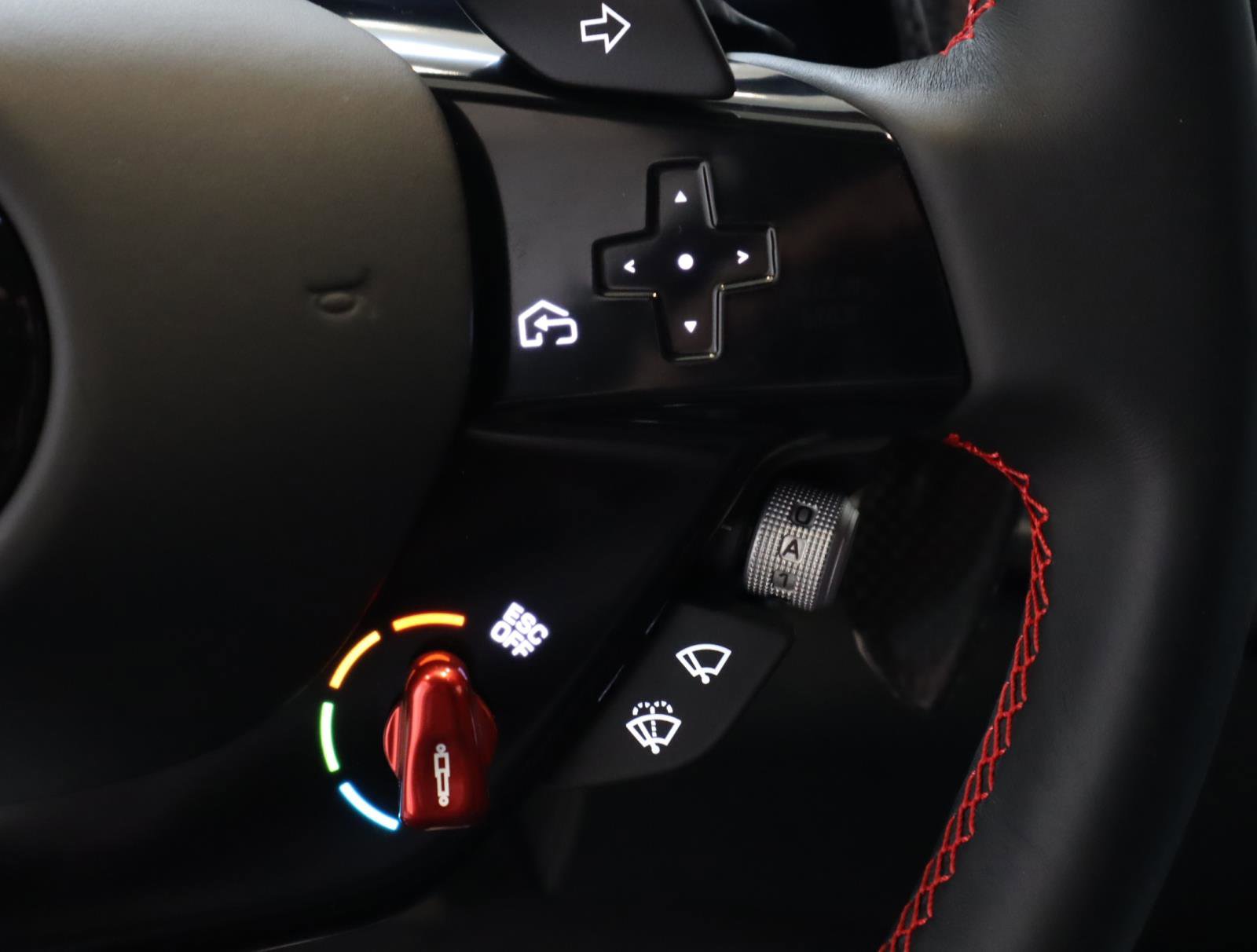 Certified 2025 Ferrari Purosangue image 31