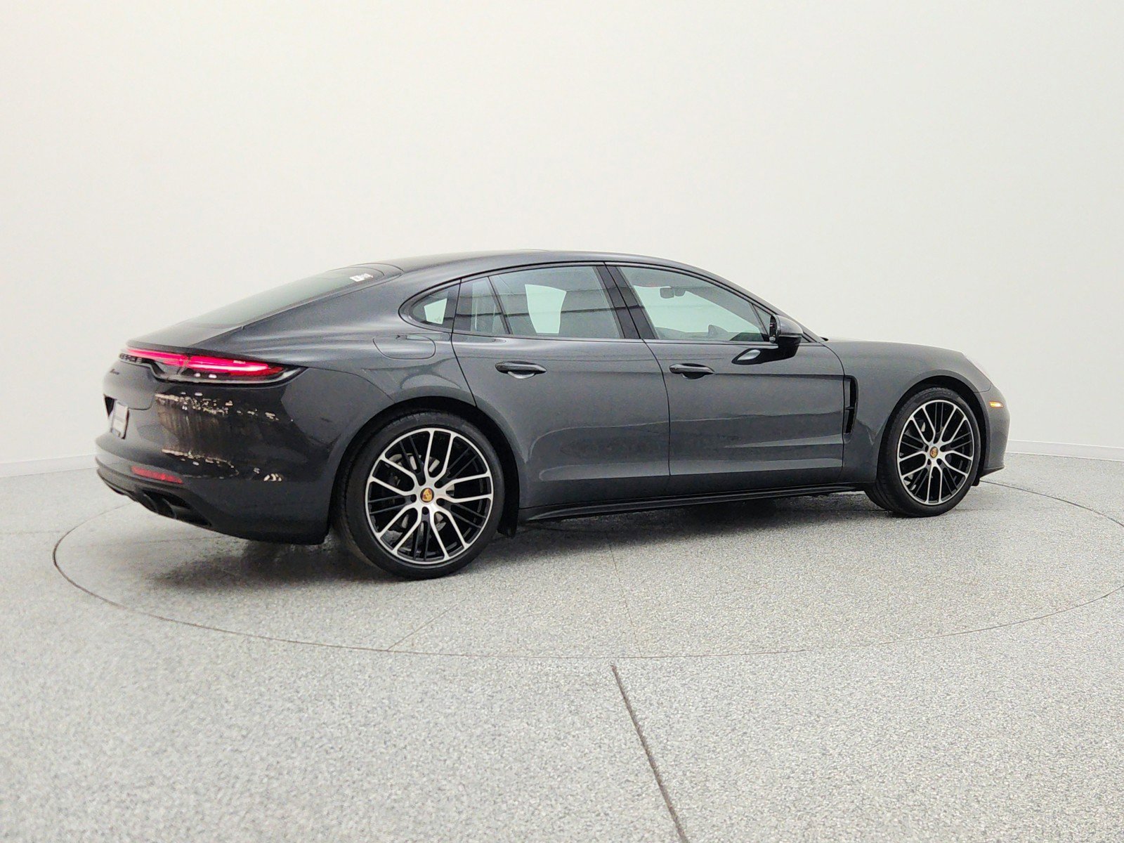 Used 2023 Porsche Panamera Platinum Edition RWD image 6