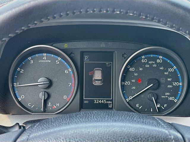 Used 2017 Toyota RAV4 XLE w/ Carpet Mat Package AWD/4WD image 13