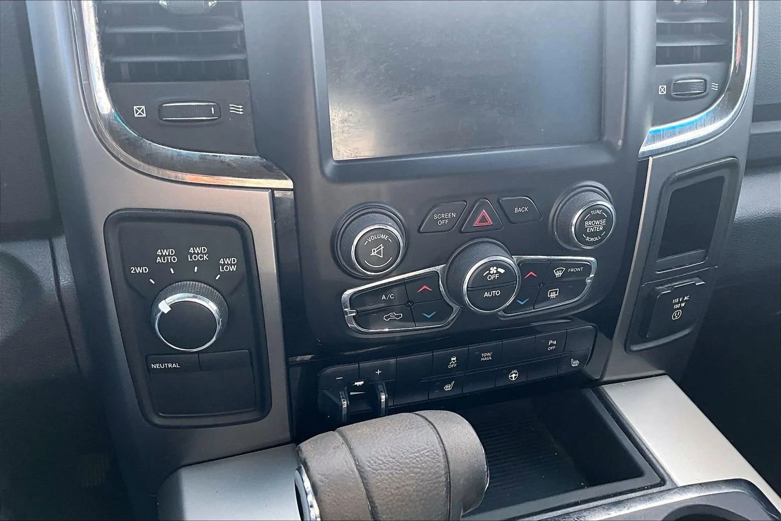 Used 2013 RAM 1500 Sport w/ Sport Premium Group AWD/4WD image 22