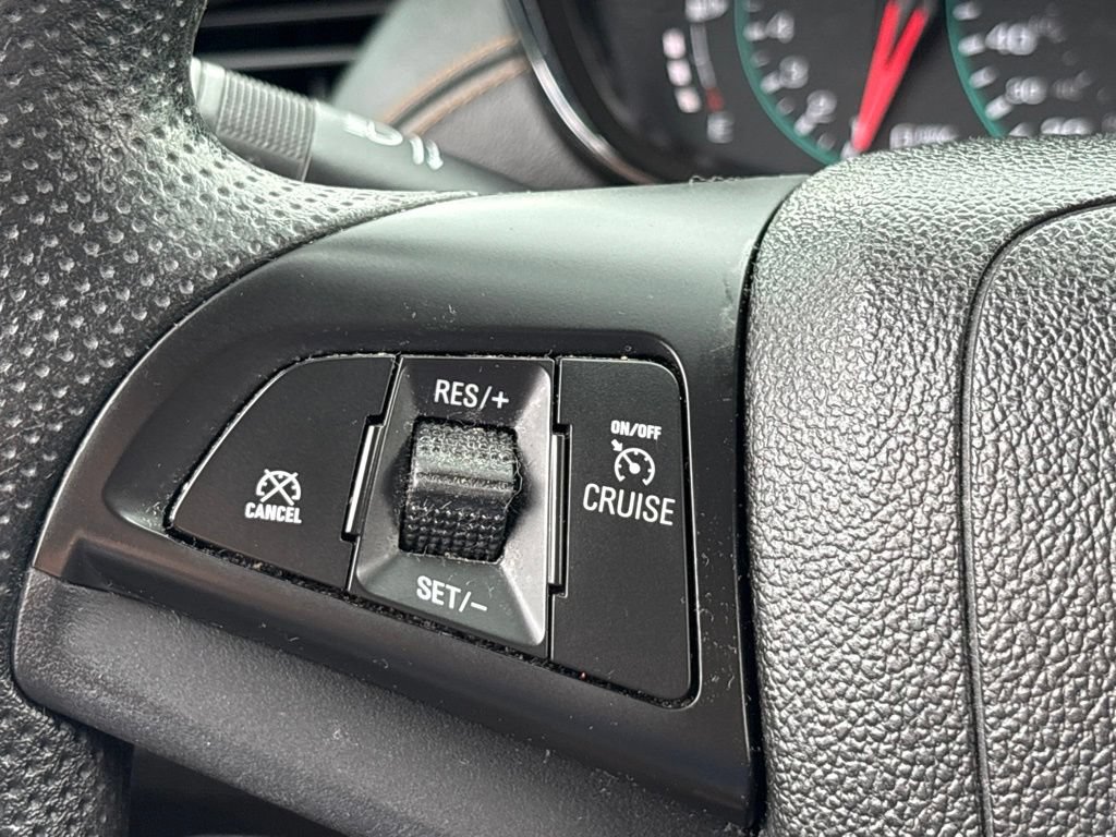 Used 2017 Chevrolet Trax LT FWD image 17