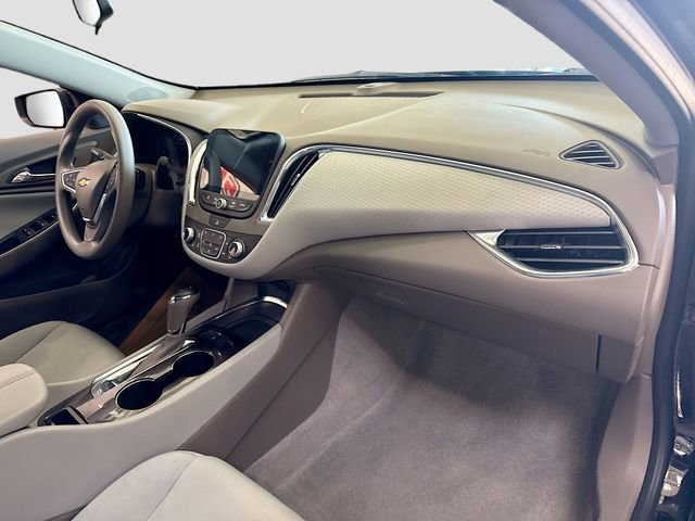Used 2019 Chevrolet Malibu LT image 29
