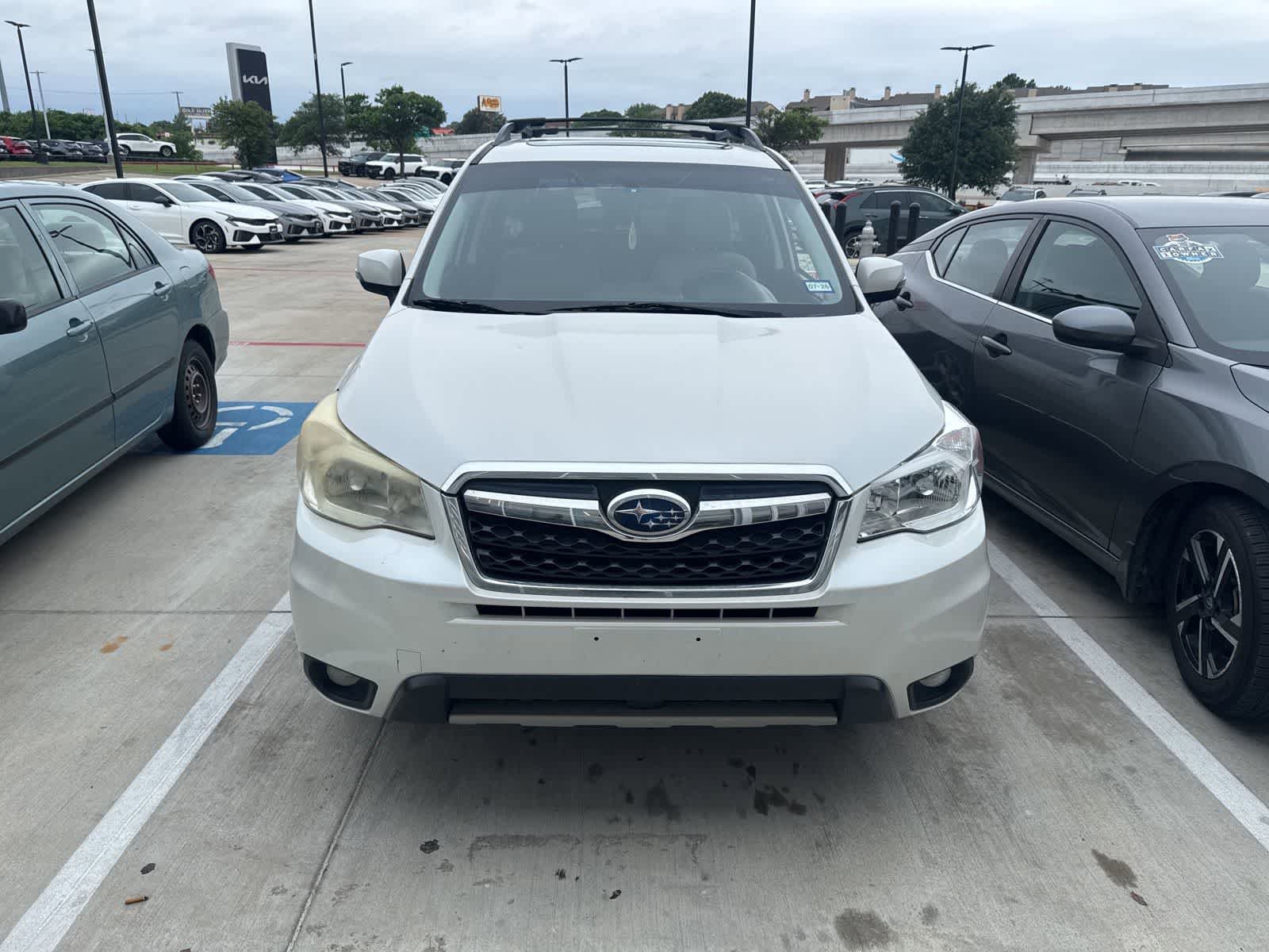 Used 2015 Subaru Forester 2.5i Touring w/ Popular Package #2 AWD/4WD image 2