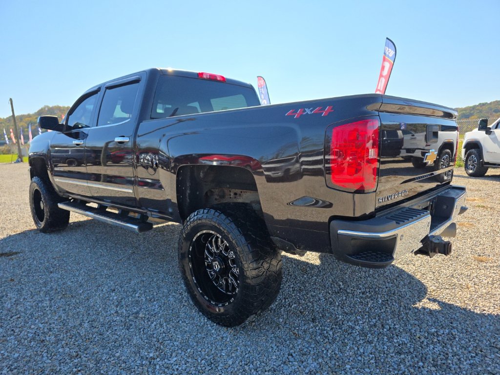 Used 2019 Chevrolet Silverado 2500 LTZ w/ Duramax Plus Package AWD/4WD image 8