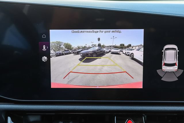 Used 2025 Kia Niro EX FWD image 24