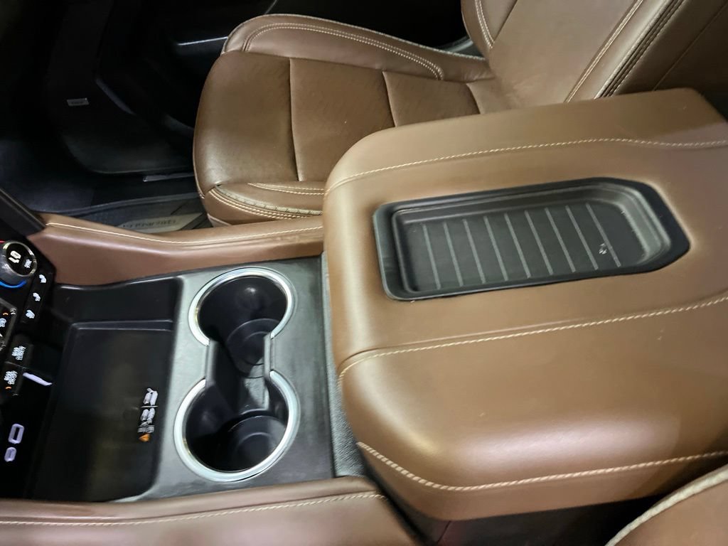 Used 2024 Chevrolet Suburban High Country w/ Max Trailering Package AWD/4WD image 18