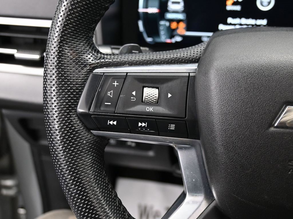 Used 2023 Mitsubishi Outlander SE image 17