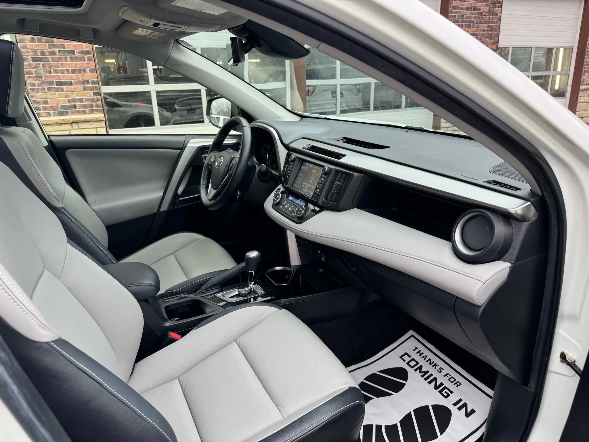 Used 2017 Toyota RAV4 Limited w/ Advanced Technology Package image 44