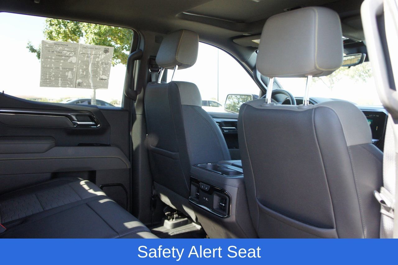 Used 2024 Chevrolet Silverado 1500 ZR2 w/ Technology Package image 42