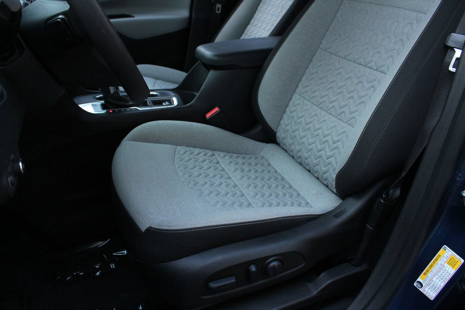 Used 2023 Chevrolet Equinox LS w/ LS Convenience Package FWD image 17