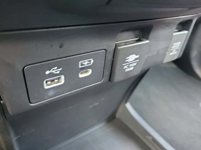 Used 2025 Honda Odyssey Touring image 29