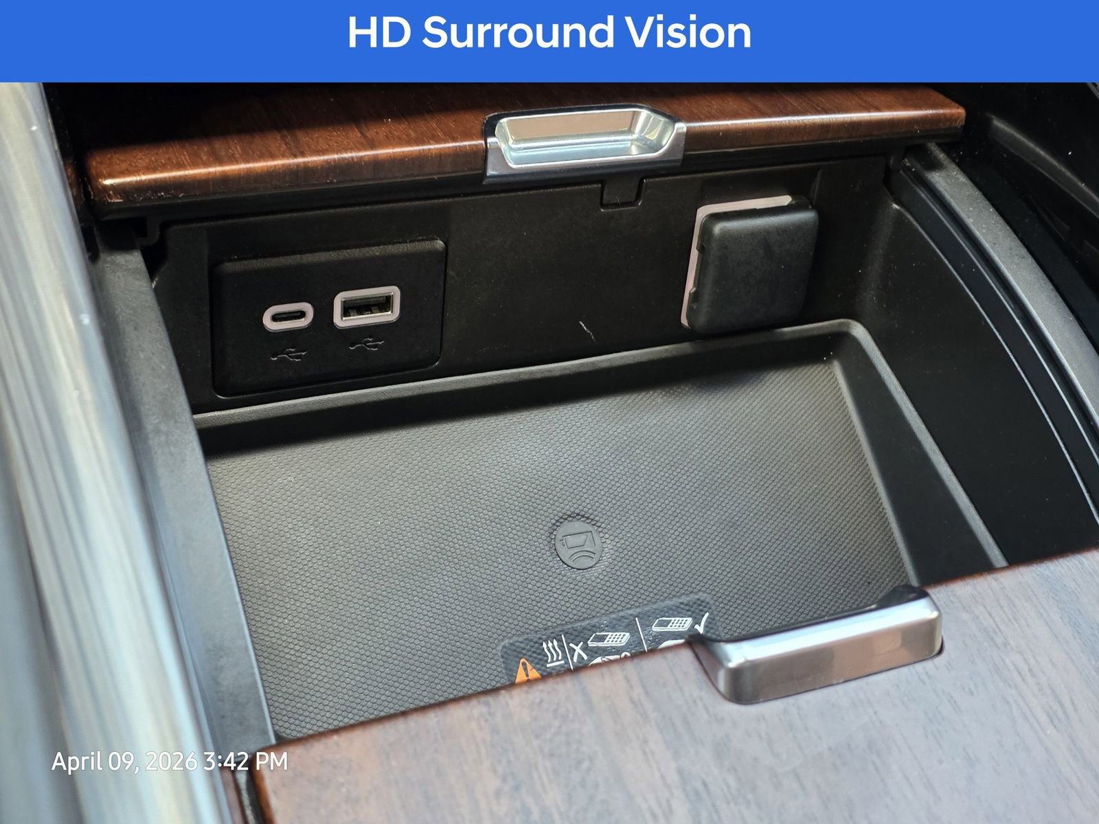 Used 2023 GMC Yukon Denali Ultimate image 31