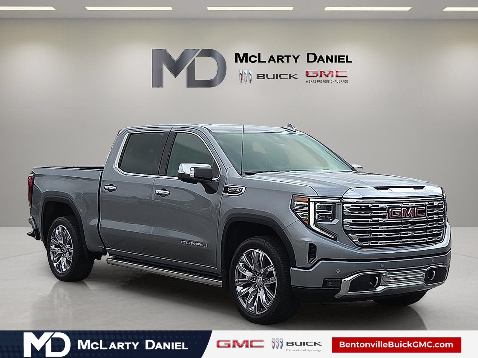 Certified 2023 GMC Sierra 1500 Denali w/ Denali Reserve Package AWD/4WD image 1