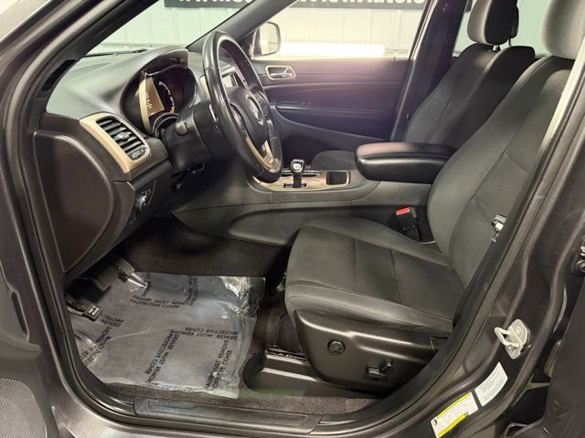 Used 2015 Jeep Grand Cherokee Laredo w/ Quick Order Package 23E AWD/4WD image 11