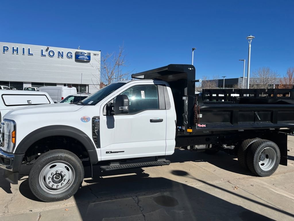 New 2025 Ford F550 4x4 Regular Cab Super Duty image 4
