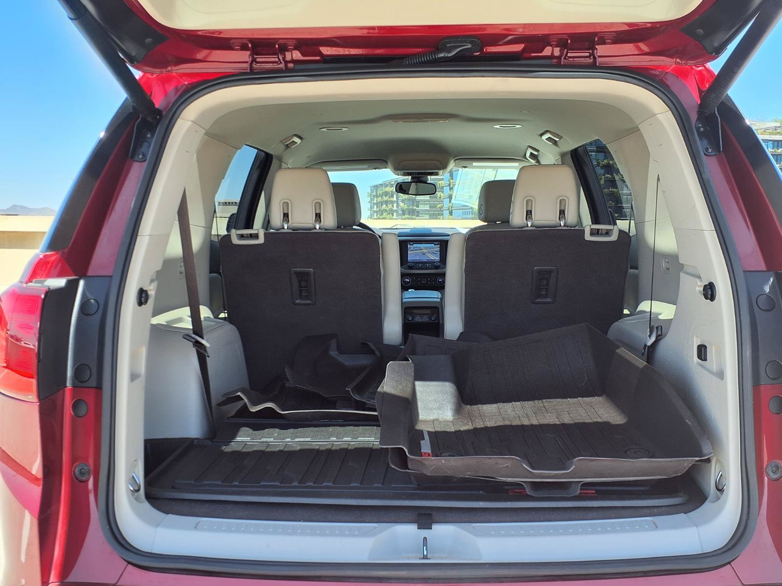 Used 2019 GMC Acadia Denali w/ Technology Package FWD image 16