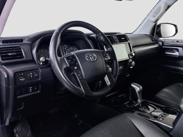 Used 2024 Toyota 4Runner TRD Off-Road Premium AWD/4WD image 10