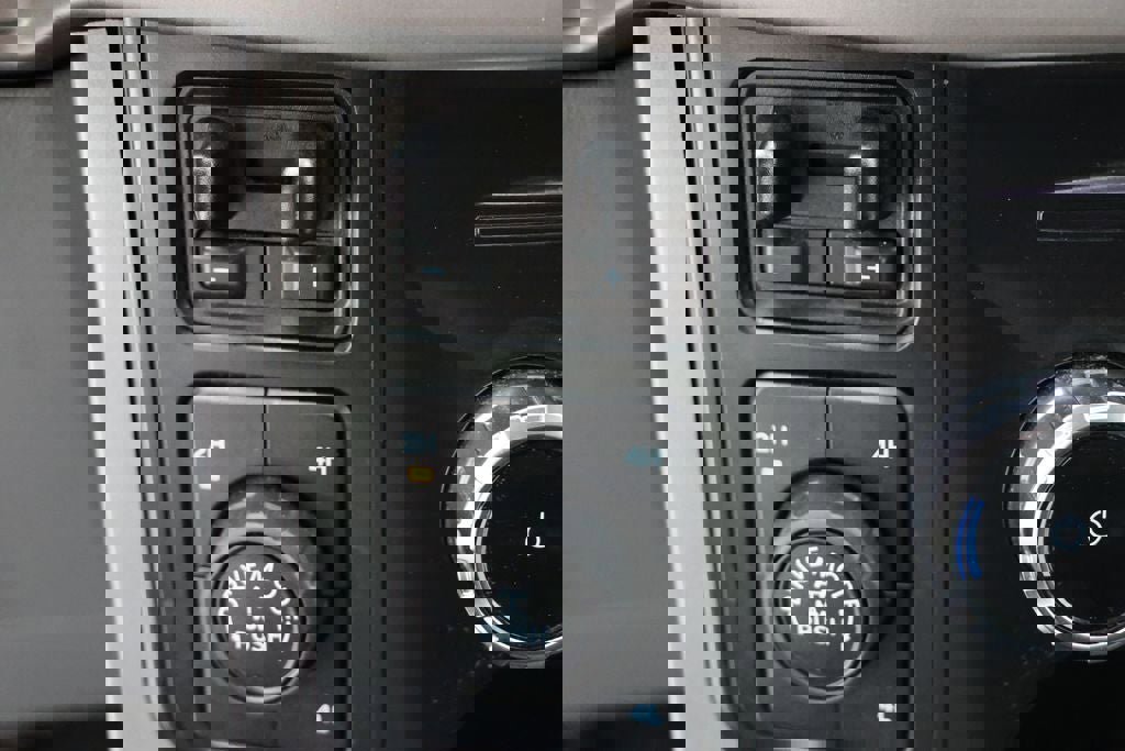 Used 2024 Ford F150 XLT w/ Equipment Group 302A MID image 26