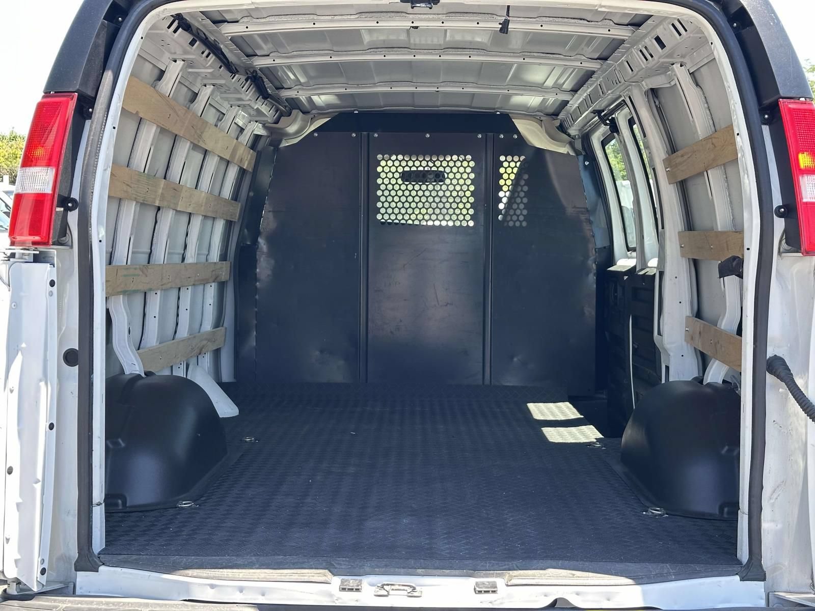 Certified 2025 Chevrolet Express 2500 w/ Driver Convenience Package RWD image 22